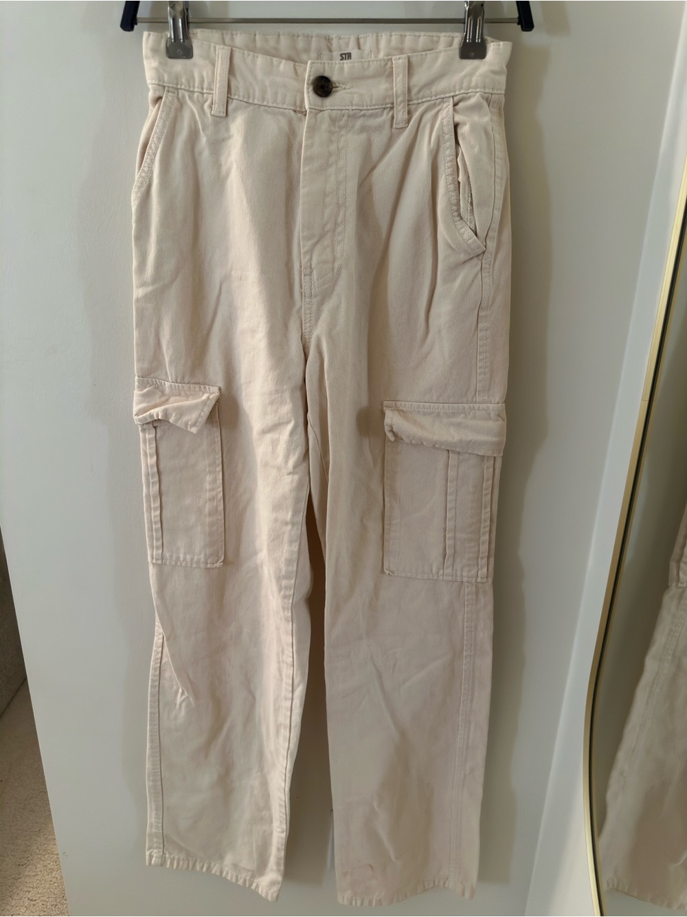 stradivarius Cream Straight-Leg Cargo Jeans